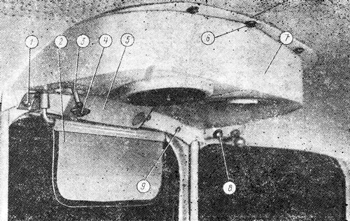 Установка кожуха отопителя с воздухораспределителем Установка кожуха отопителя с воздухораспределителем